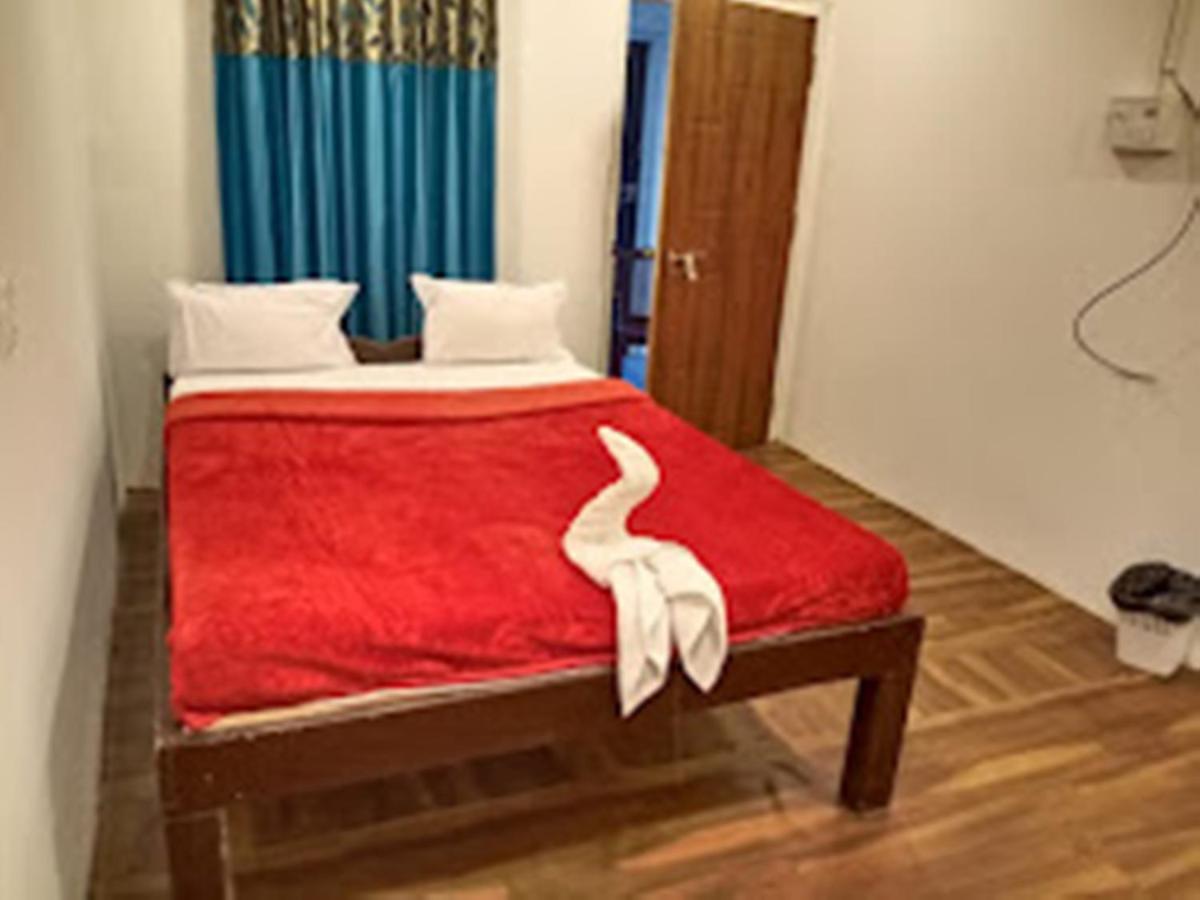 Hotel Paradise Inn Nagaon  外观 照片