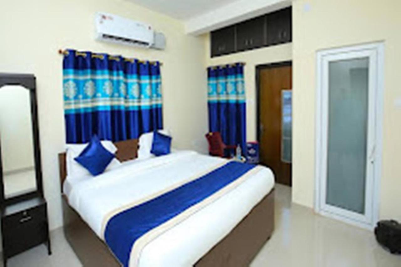 Hotel Paradise Inn Nagaon  外观 照片